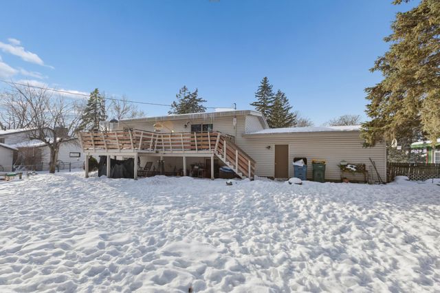 8148 Brandywine Parkway, Brooklyn Park, MN 55444