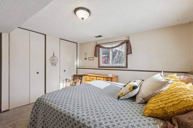 8148 Brandywine Parkway, Brooklyn Park, MN 55444