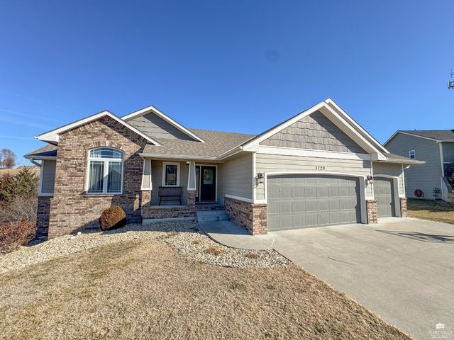 3720 Deakon Drive, Manhattan, KS 66503