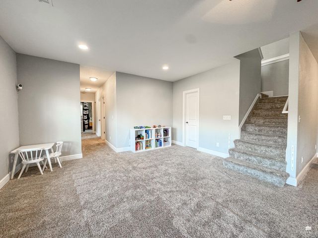 3720 Deakon Drive, Manhattan, KS 66503