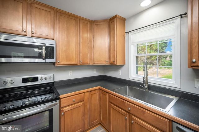9641 PAMUNKEY DR, King George, VA 22485