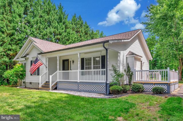 9641 PAMUNKEY DR, King George, VA 22485