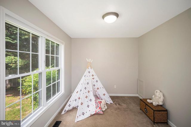 9641 PAMUNKEY DR, King George, VA 22485