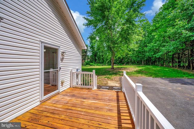 9641 PAMUNKEY DR, King George, VA 22485