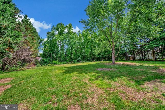 9641 PAMUNKEY DR, King George, VA 22485