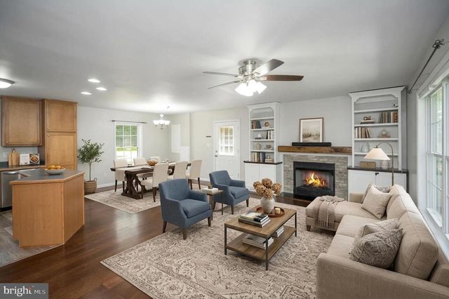 9641 PAMUNKEY DR, King George, VA 22485