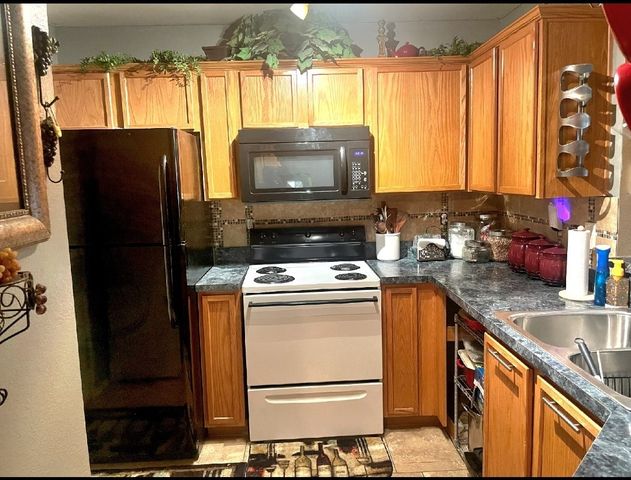 1703 Tabasco Plaza, Dallas, TX 75211