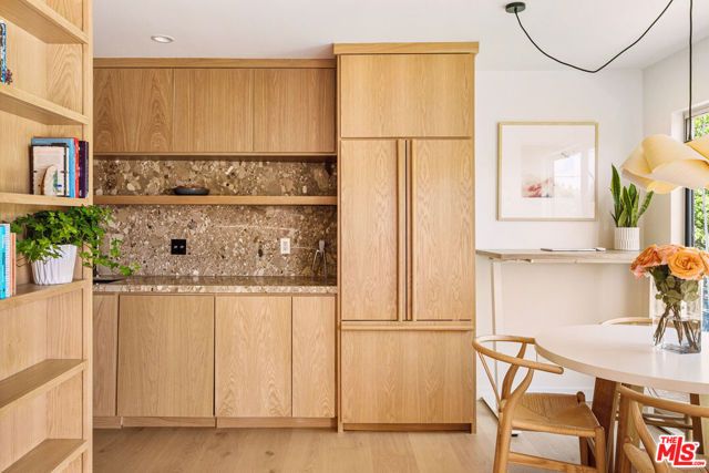 9061 Keith Avenue 307, West Hollywood, CA 90069