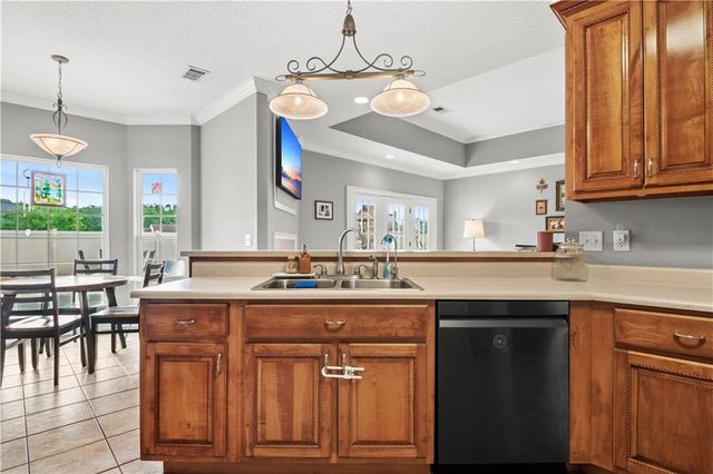 6338 Sun Dell Circle, Blackshear, GA 31516