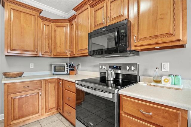 6338 Sun Dell Circle, Blackshear, GA 31516