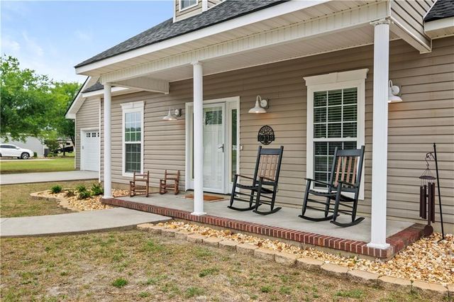 6338 Sun Dell Circle, Blackshear, GA 31516