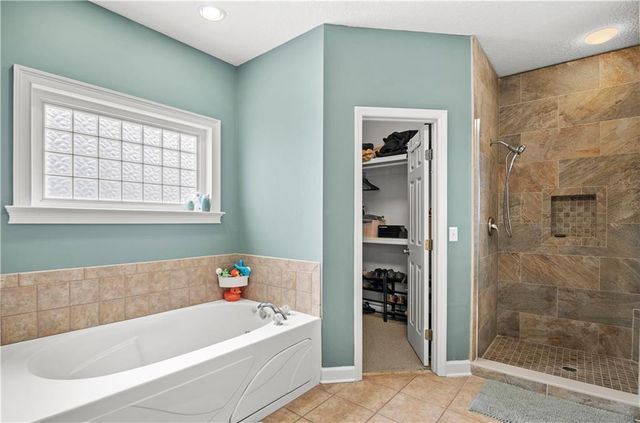 6338 Sun Dell Circle, Blackshear, GA 31516