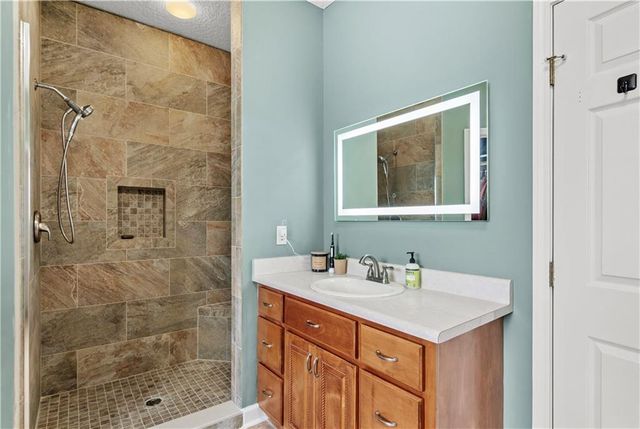 6338 Sun Dell Circle, Blackshear, GA 31516