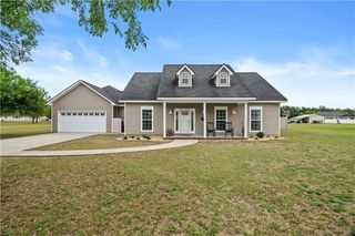6338 Sun Dell Circle, Blackshear, GA 31516