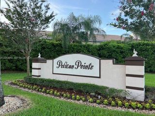 726 SW 122nd Ave 726, Pembroke Pines, FL 33025