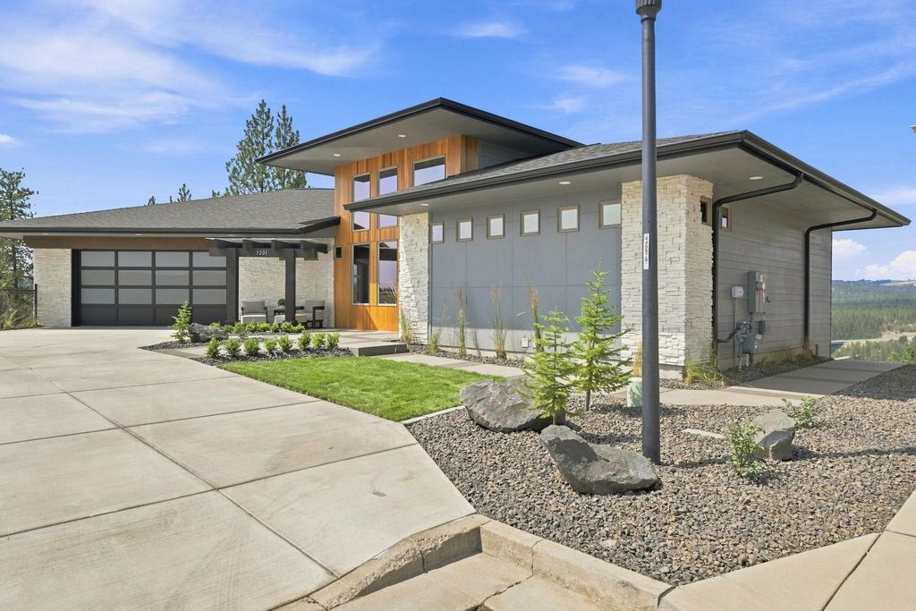 1201 E Fireside Ln, Spokane, WA 99208 photo 2