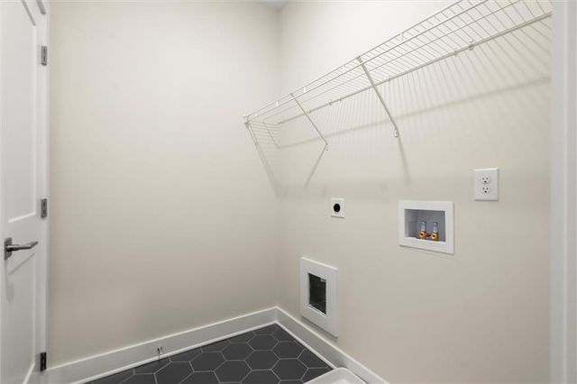 431 Mezzo Lane 84, Alpharetta, GA 30009