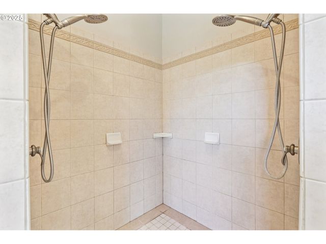 10400 Ne 197TH St, Battle Ground, WA 98604