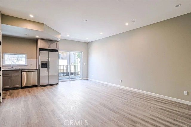 5261 Harmony Avenue, North Hollywood (los Angeles), CA 91601