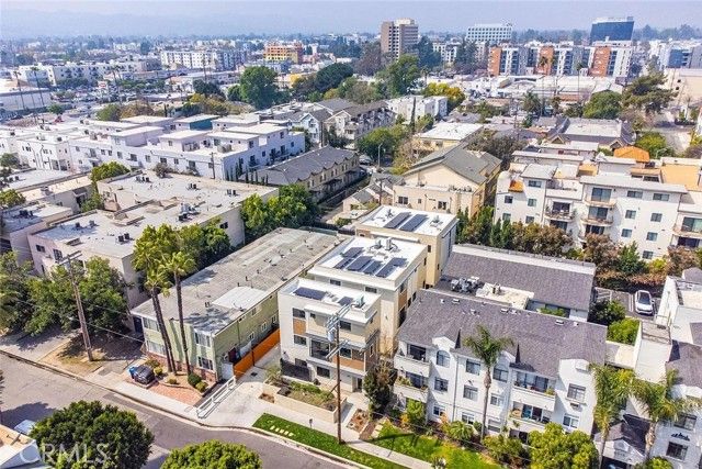 5261 Harmony Avenue, North Hollywood (los Angeles), CA 91601