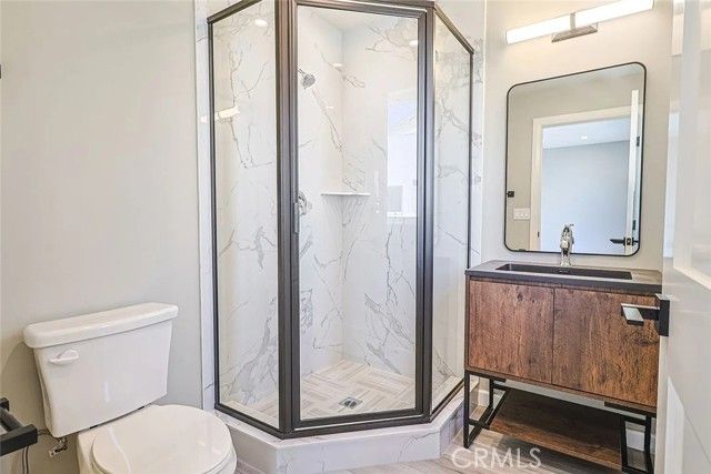 5261 Harmony Avenue, North Hollywood (los Angeles), CA 91601