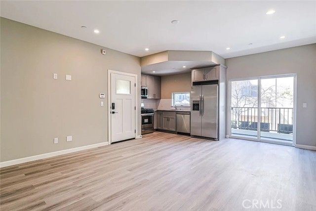 5261 Harmony Avenue, North Hollywood (los Angeles), CA 91601