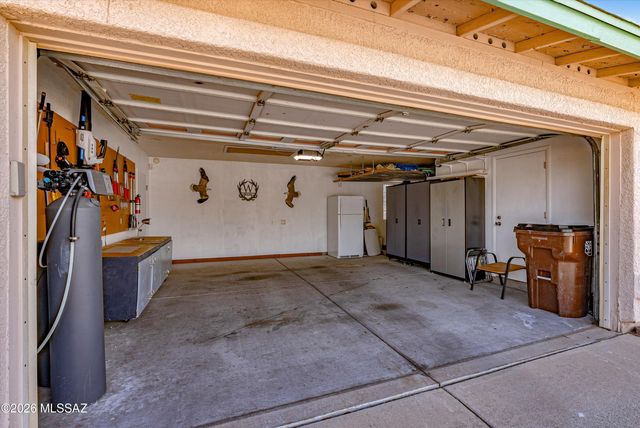 8501 N Camas Way, Tucson, AZ 85742