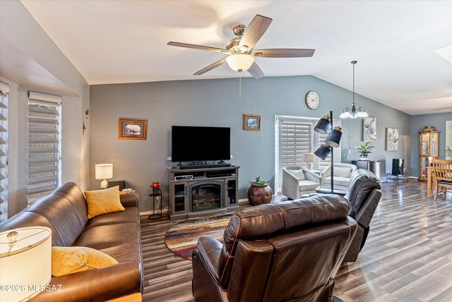 8501 N Camas Way, Tucson, AZ 85742