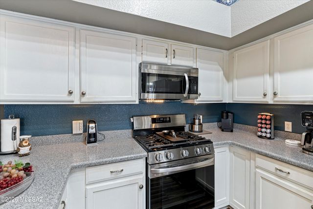 8501 N Camas Way, Tucson, AZ 85742
