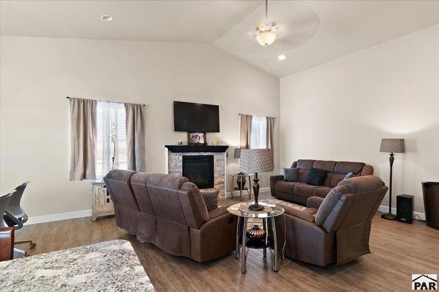 624 E Paradise Dr, Pueblo West, CO 81007