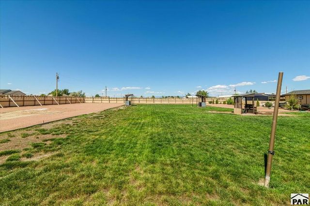 624 E Paradise Dr, Pueblo West, CO 81007