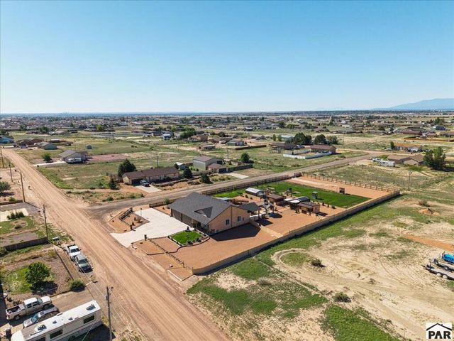 624 E Paradise Dr, Pueblo West, CO 81007