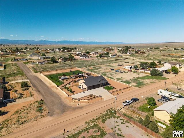 624 E Paradise Dr, Pueblo West, CO 81007
