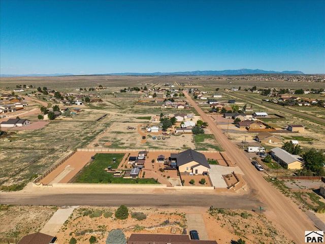 624 E Paradise Dr, Pueblo West, CO 81007
