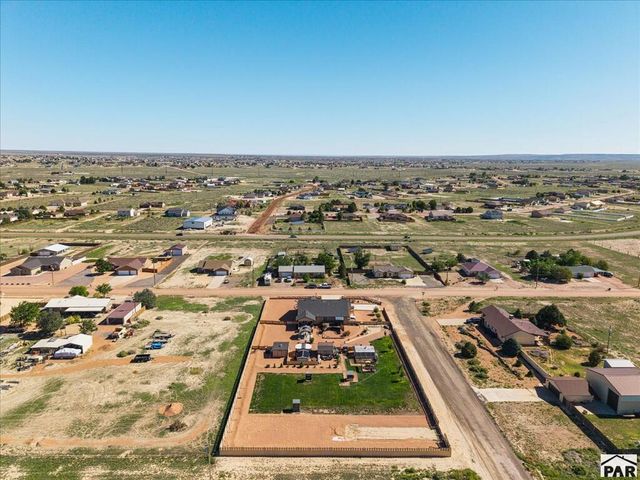 624 E Paradise Dr, Pueblo West, CO 81007
