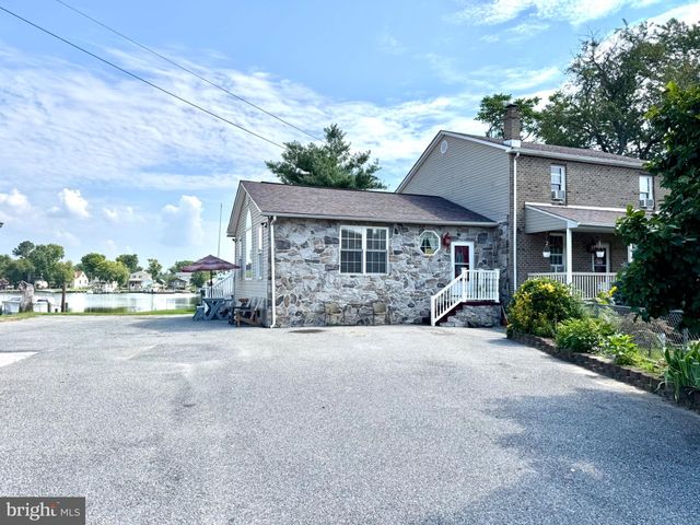 8514 SANDY PLAINS RD, Dundalk, MD 21222