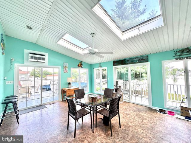 8514 SANDY PLAINS RD, Dundalk, MD 21222