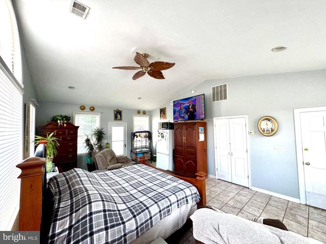 8514 SANDY PLAINS RD, Dundalk, MD 21222