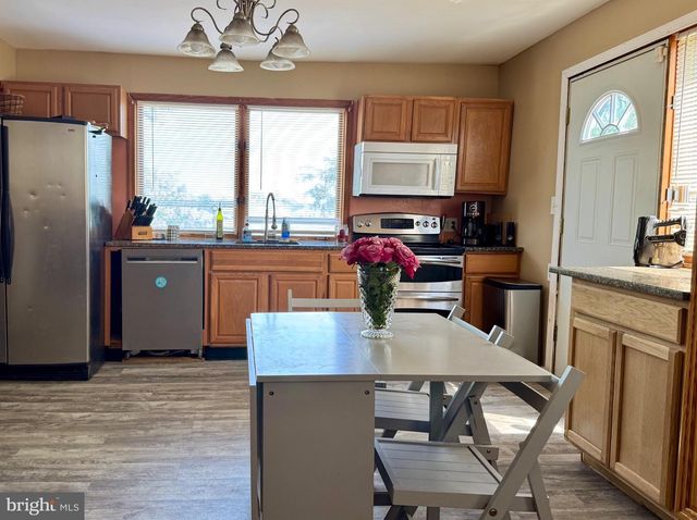 8514 SANDY PLAINS RD, Dundalk, MD 21222