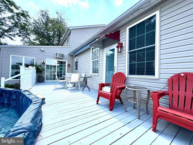 8514 SANDY PLAINS RD, Dundalk, MD 21222