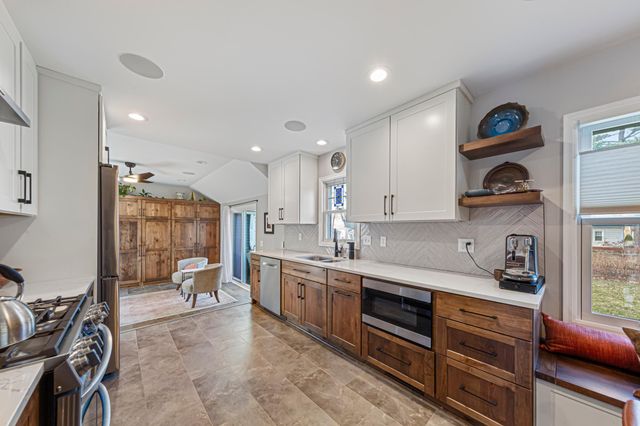 6432 3rd Avenue S, Richfield, MN 55423