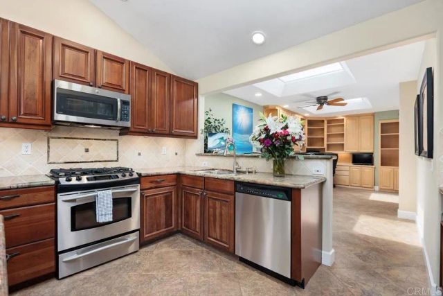 4878 Galicia Way, Oceanside, CA 92056