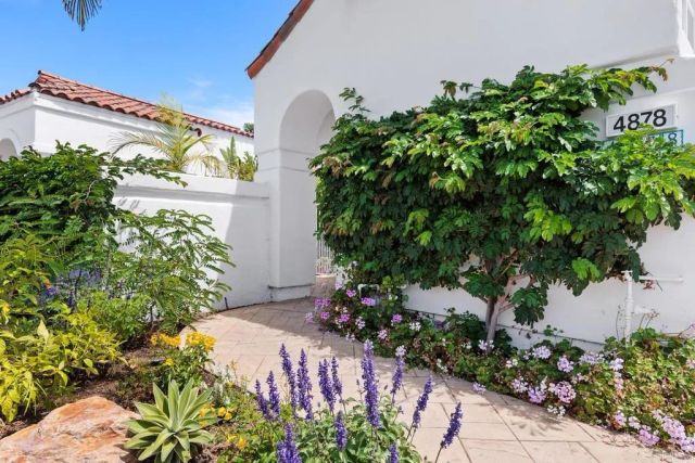 4878 Galicia Way, Oceanside, CA 92056