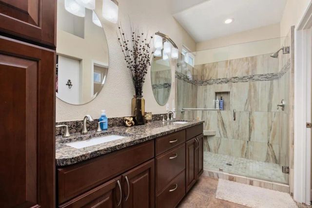 4878 Galicia Way, Oceanside, CA 92056