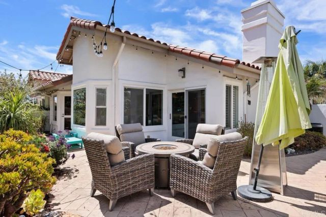 4878 Galicia Way, Oceanside, CA 92056