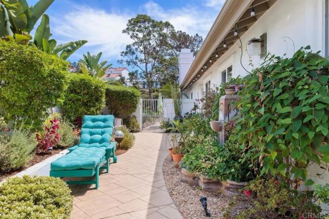 4878 Galicia Way, Oceanside, CA 92056
