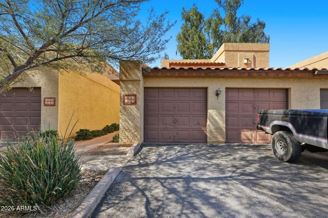 8330 N 21ST Drive J203, Phoenix, AZ 85021