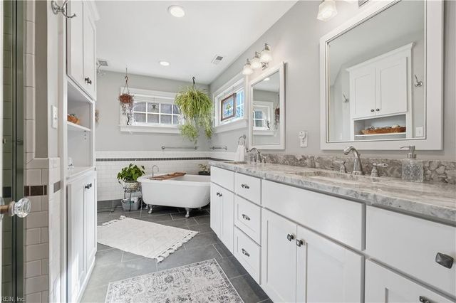 1051 Cambridge CRES, Norfolk, VA 23508