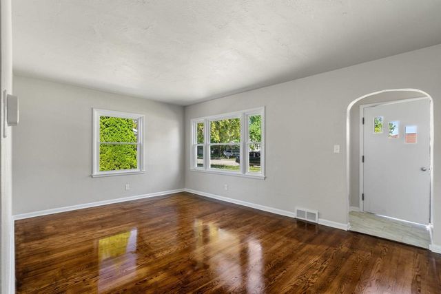 939 SHERRY STREET, Neenah, WI 54956