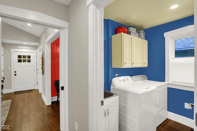 140 N Main Street, Zionsville, IN 46077